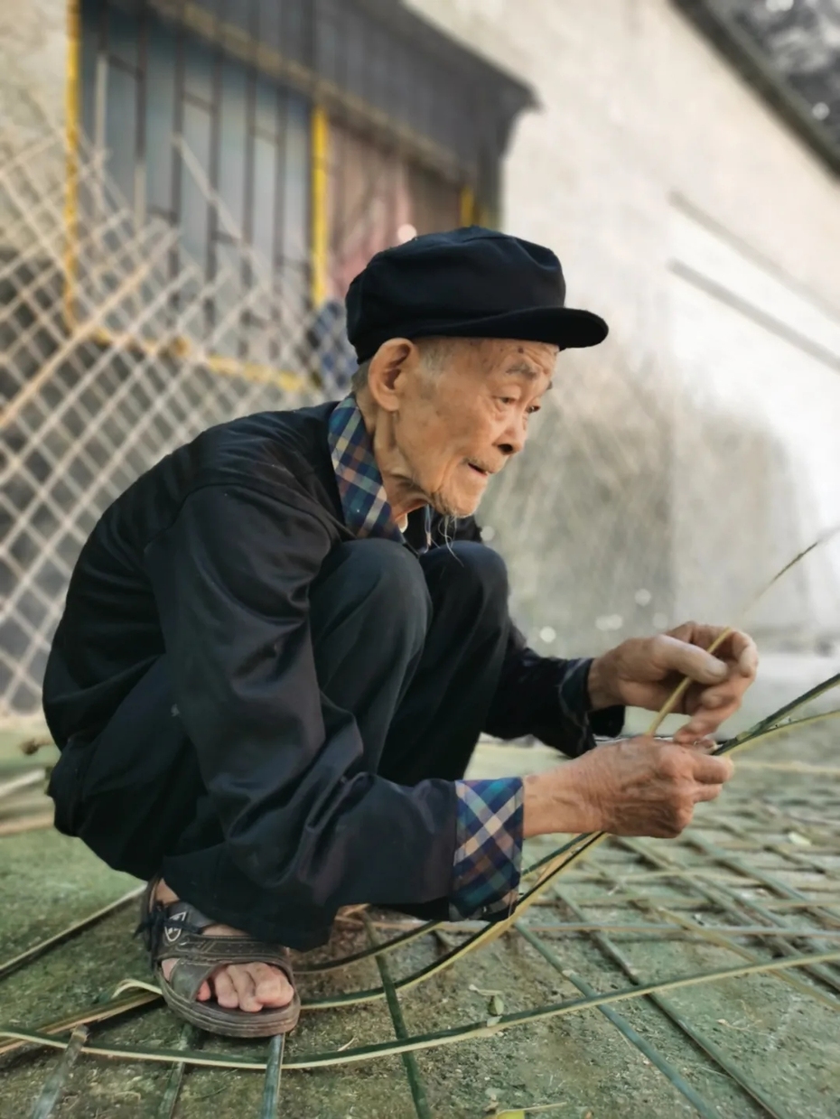 看到他们100岁的样子 突然就不怕老了 今日防城港 看到他们100岁的样子 突然就不怕老了 今日防城港